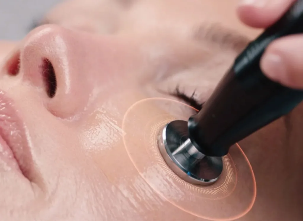 SKIN90 Facial: Environ DF Focus on Eye